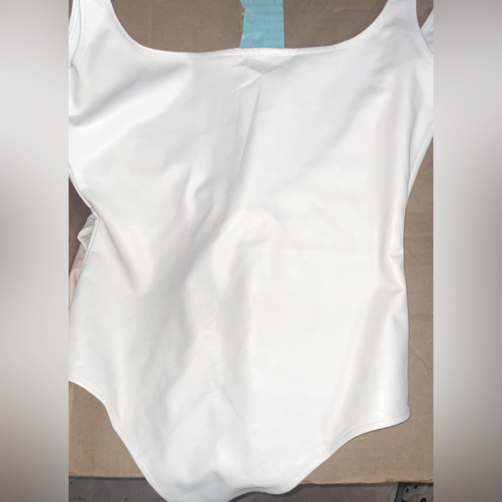 Susana Monaco bodysuit Sz medium nwt